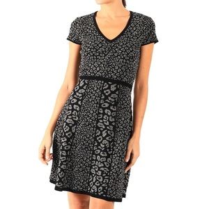 Donna Ricco Metallic Leopard Jacquard V Neck Sweater Dress in Black Gold NWT